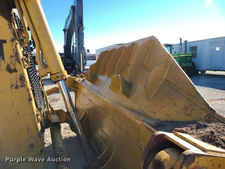 image for item DJ1701 1989 Caterpillar D8N  dozer