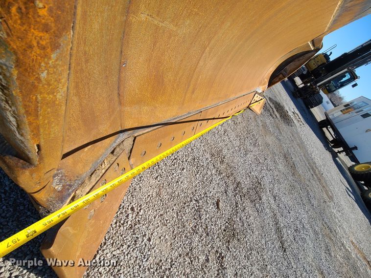 image for item DJ1701 1989 Caterpillar D8N  dozer