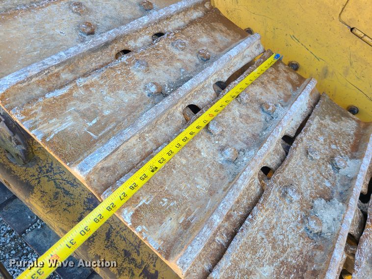 image for item DJ1701 1989 Caterpillar D8N  dozer