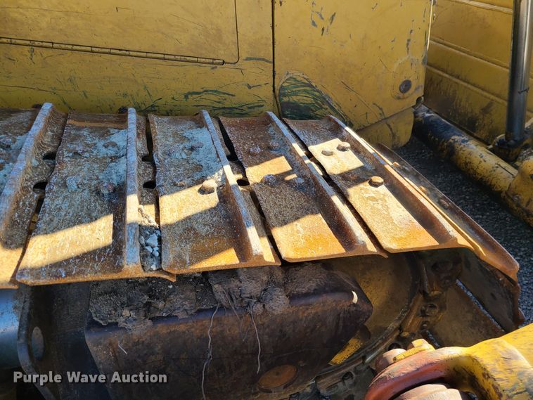 image for item DJ1701 1989 Caterpillar D8N  dozer