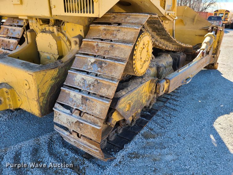 image for item DJ1701 1989 Caterpillar D8N  dozer