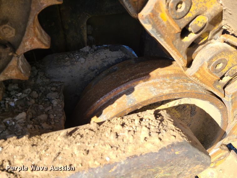 image for item DJ1701 1989 Caterpillar D8N  dozer