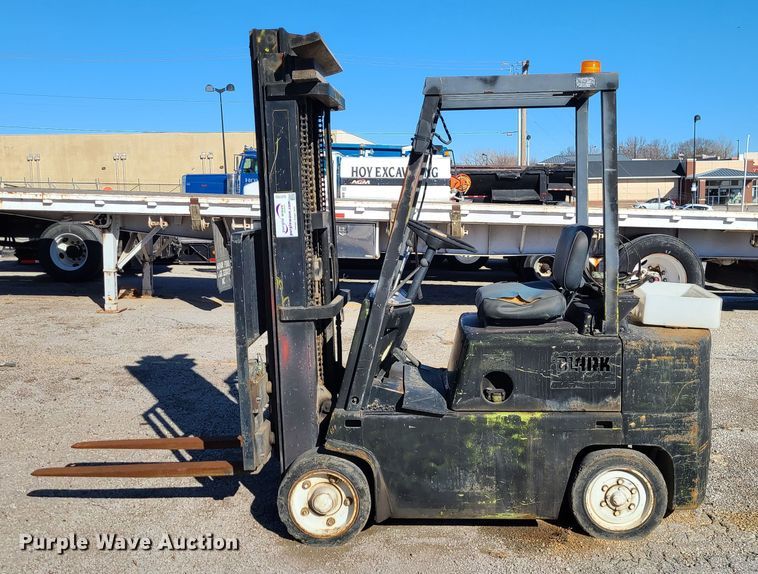 image for item DJ1702 Clark C500-50  forklift