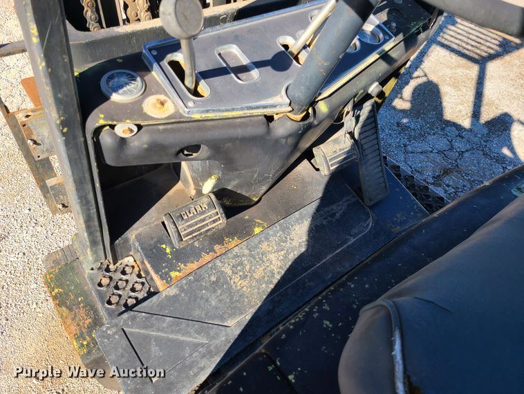 image for item DJ1702 Clark C500-50  forklift