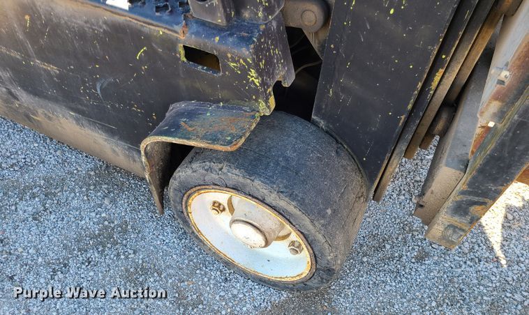 image for item DJ1702 Clark C500-50  forklift