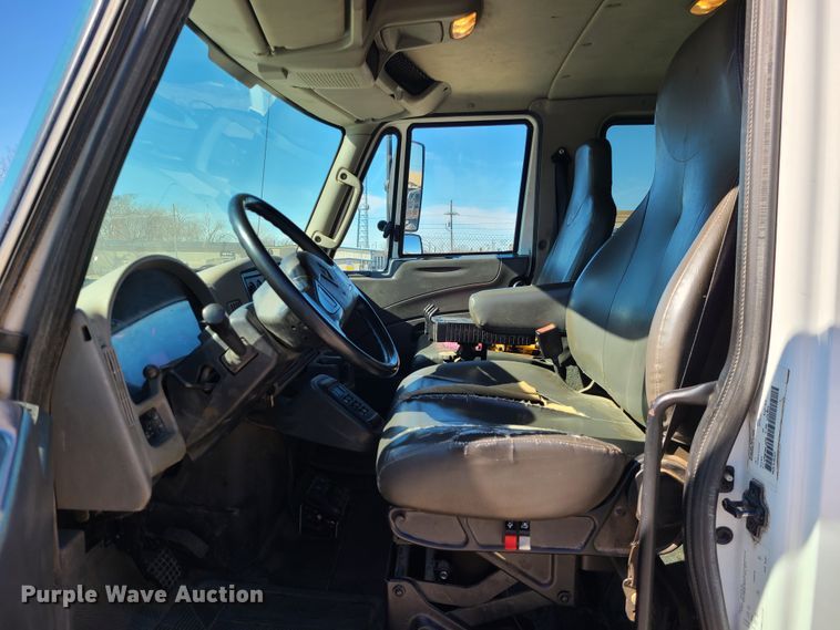 image for item DJ1704 2012 International 4300  utility / service truck