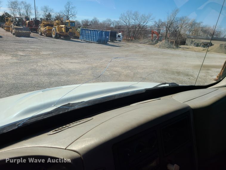 image for item DJ1704 2012 International 4300  utility / service truck