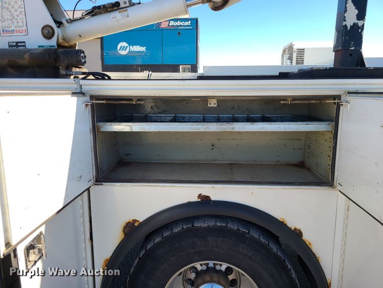 image for item DJ1704 2012 International 4300  utility / service truck