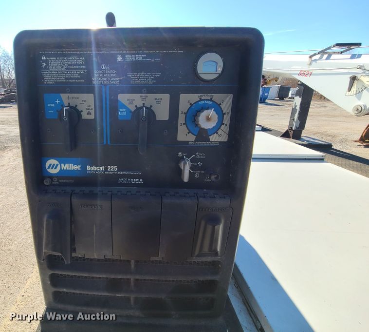 image for item DJ1704 2012 International 4300  utility / service truck