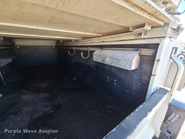 image for item DJ1704 2012 International 4300  utility / service truck