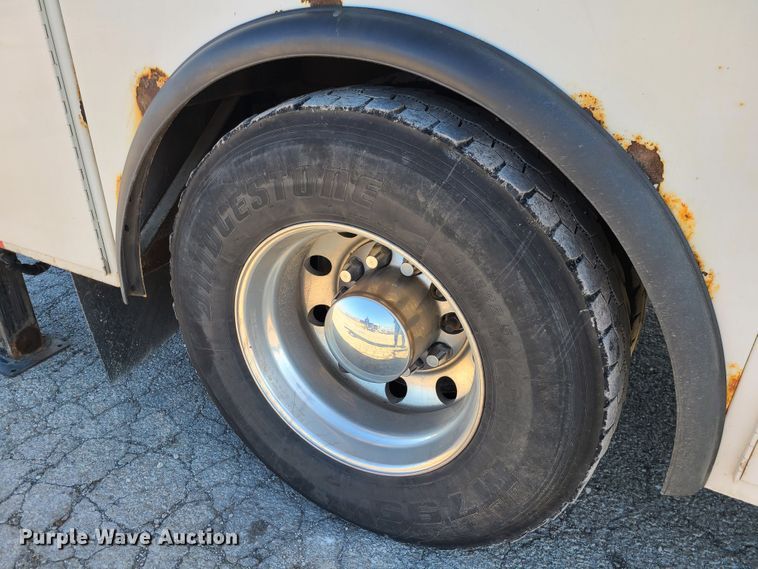 image for item DJ1704 2012 International 4300  utility / service truck