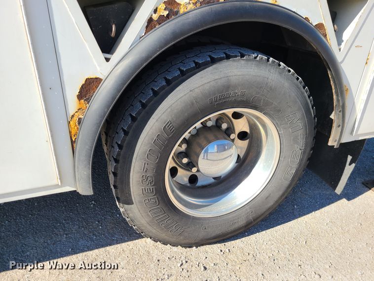 image for item DJ1704 2012 International 4300  utility / service truck