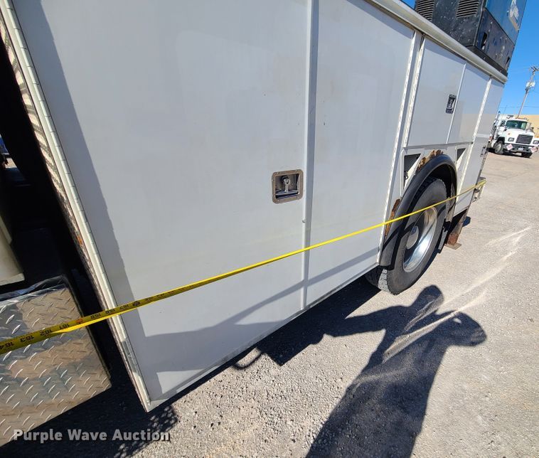 image for item DJ1704 2012 International 4300  utility / service truck