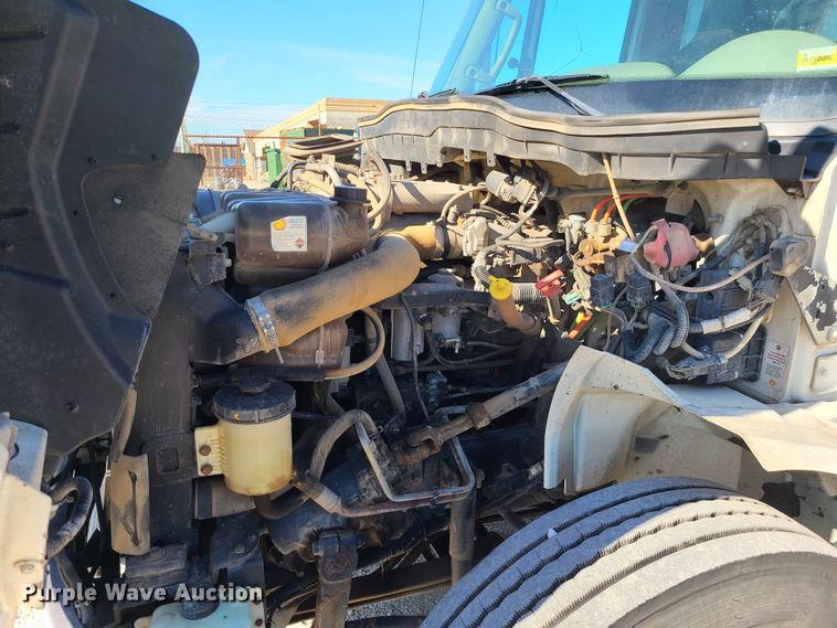 image for item DJ1704 2012 International 4300  utility / service truck