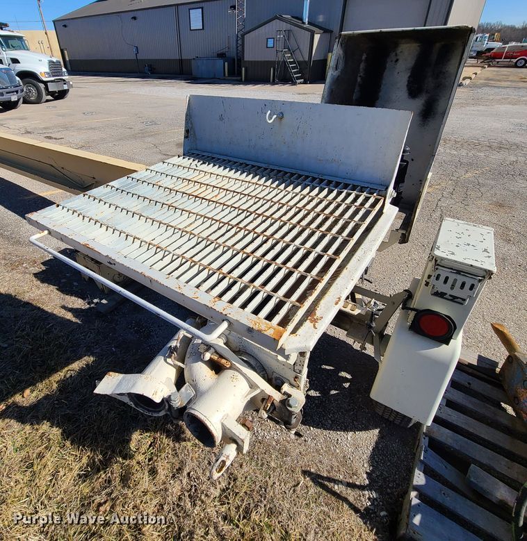 image for item DJ1705 Schwing P88  concrete pump