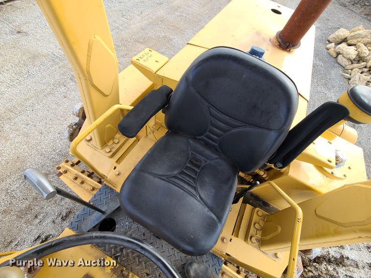 image for item DJ1706 Muller TI18  soil compactor