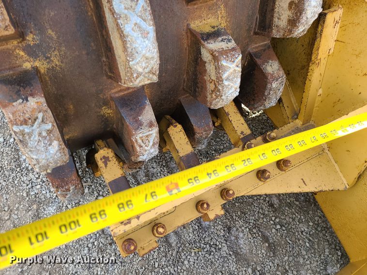 image for item DJ1706 Muller TI18  soil compactor