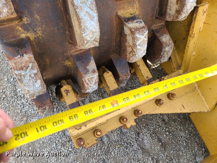 image for item DJ1706 Muller TI18  soil compactor