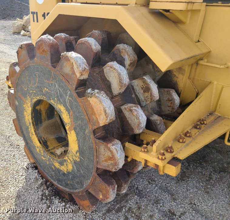 image for item DJ1706 Muller TI18  soil compactor