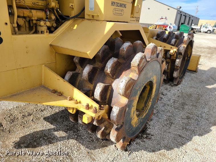 image for item DJ1706 Muller TI18  soil compactor