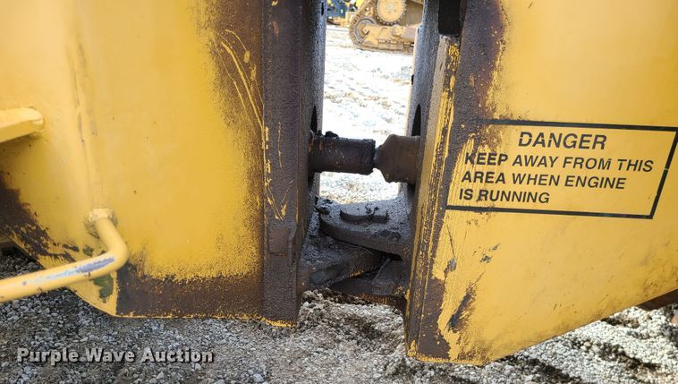 image for item DJ1706 Muller TI18  soil compactor