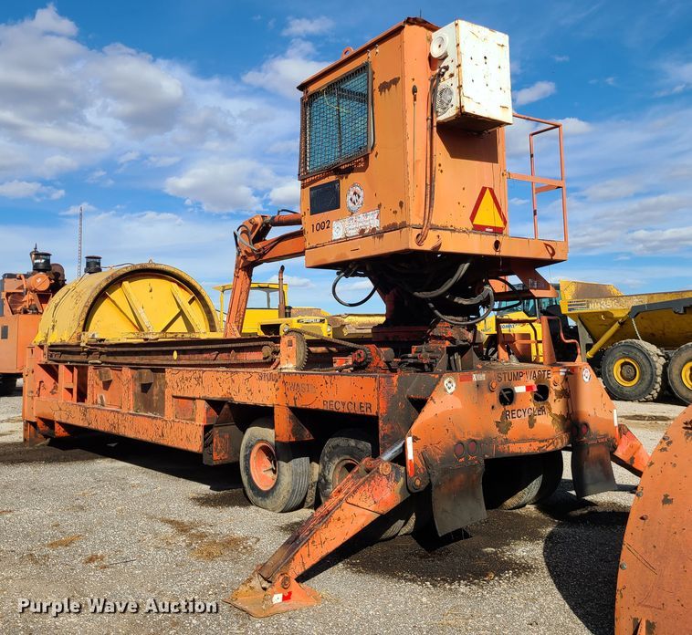 image for item DJ1707 Morbark  waste recycler