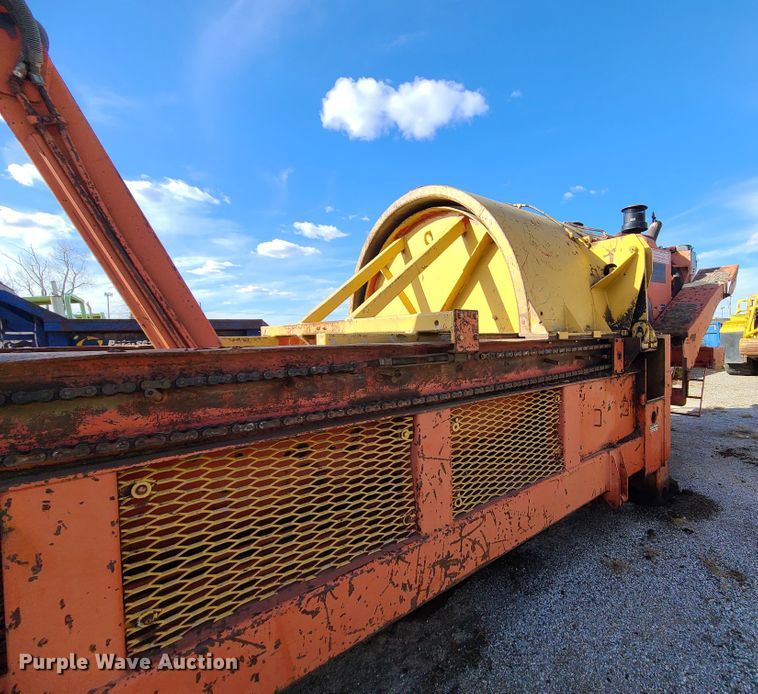 image for item DJ1707 Morbark  waste recycler