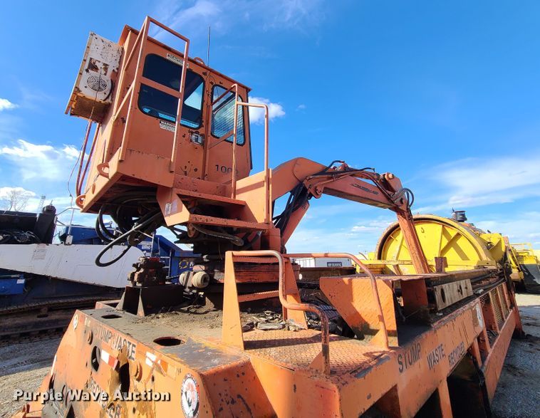 image for item DJ1707 Morbark  waste recycler