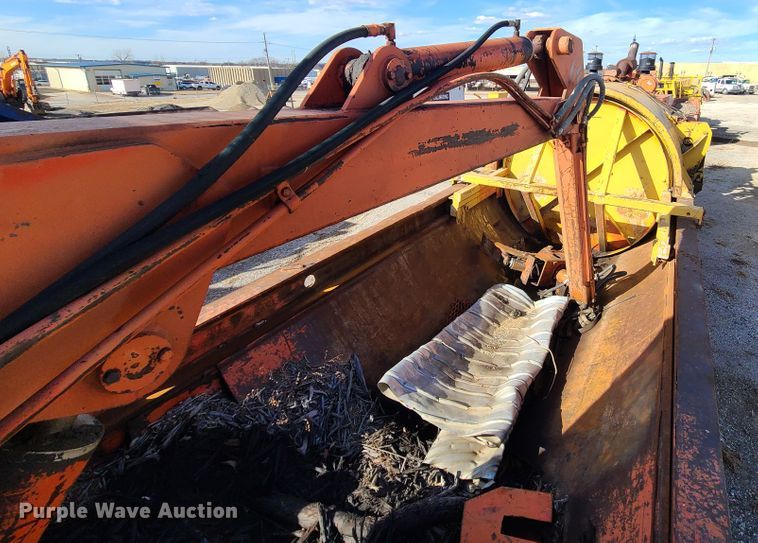 image for item DJ1707 Morbark  waste recycler