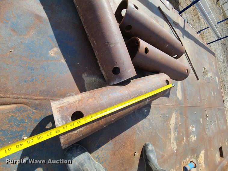 image for item DJ1713 Trench box