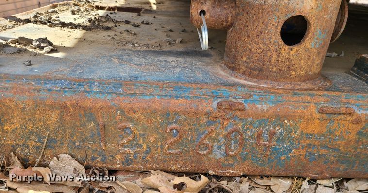 image for item DJ1713 Trench box