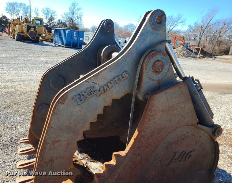 image for item DJ1715 TAG  60" W grapple bucket