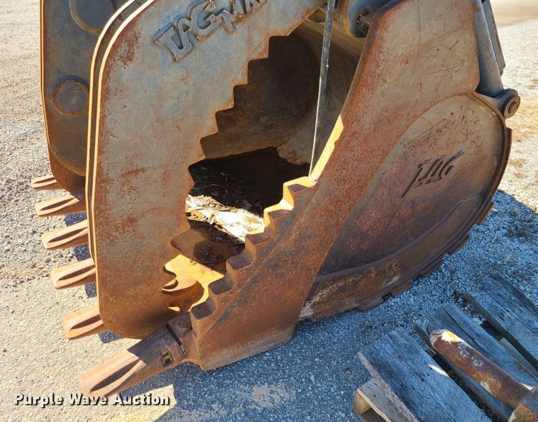 image for item DJ1715 TAG  60" W grapple bucket