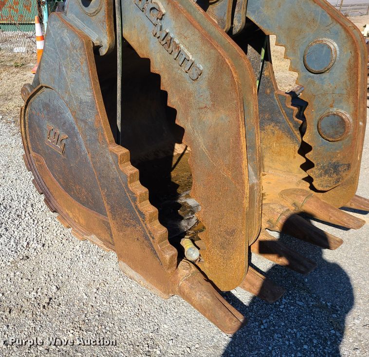 image for item DJ1715 TAG  60" W grapple bucket