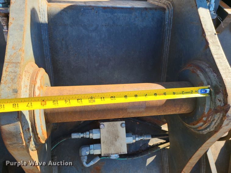 image for item DJ1715 TAG  60" W grapple bucket