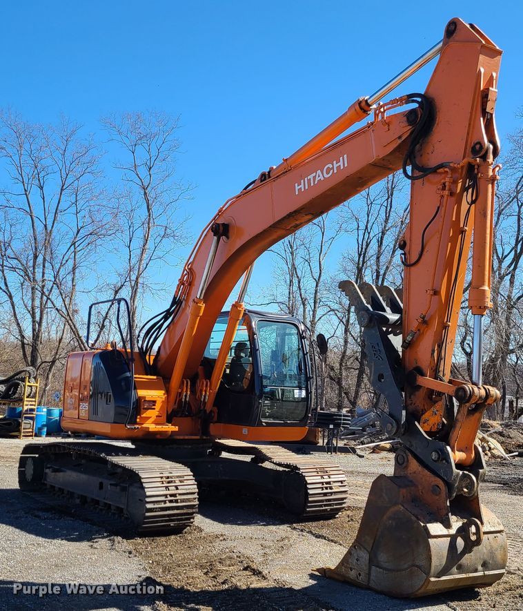 image for item DJ1716 2007 Hitachi ZX225USLC  excavator