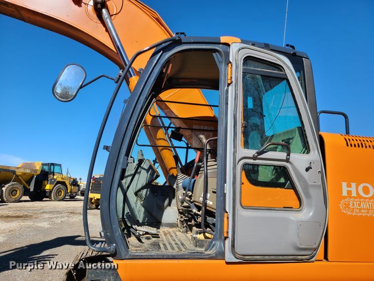 image for item DJ1716 2007 Hitachi ZX225USLC  excavator