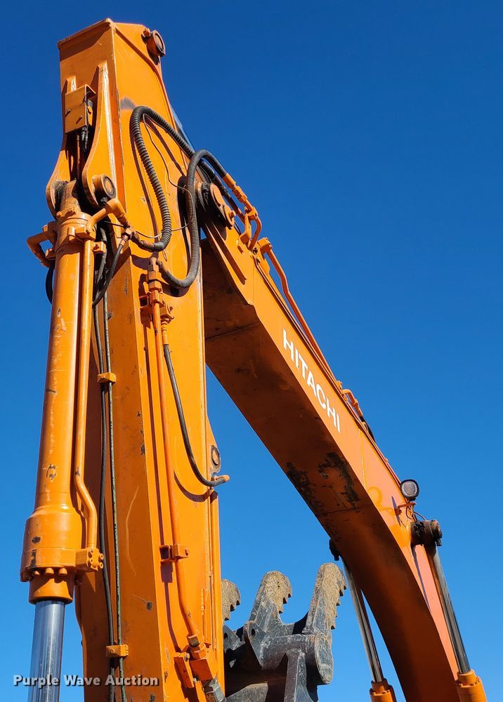 image for item DJ1716 2007 Hitachi ZX225USLC  excavator