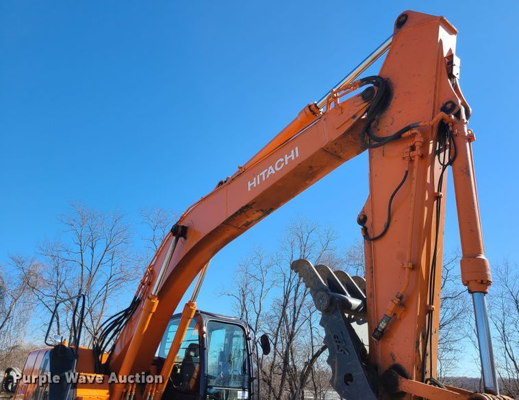 image for item DJ1716 2007 Hitachi ZX225USLC  excavator