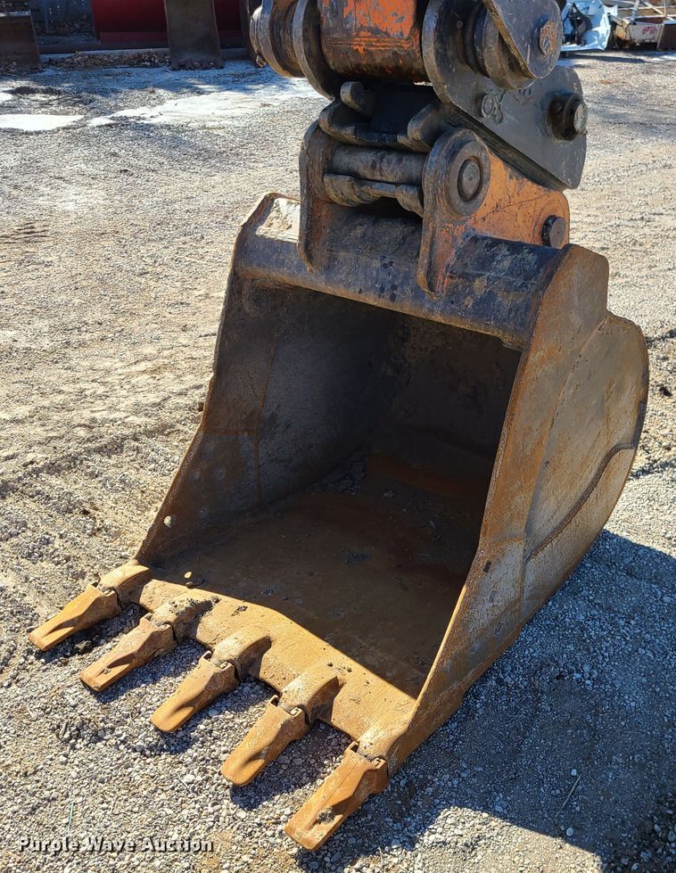 image for item DJ1716 2007 Hitachi ZX225USLC  excavator