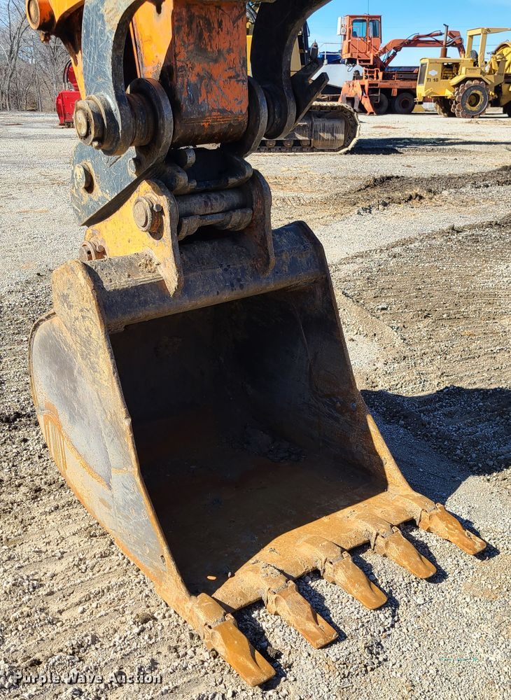 image for item DJ1716 2007 Hitachi ZX225USLC  excavator