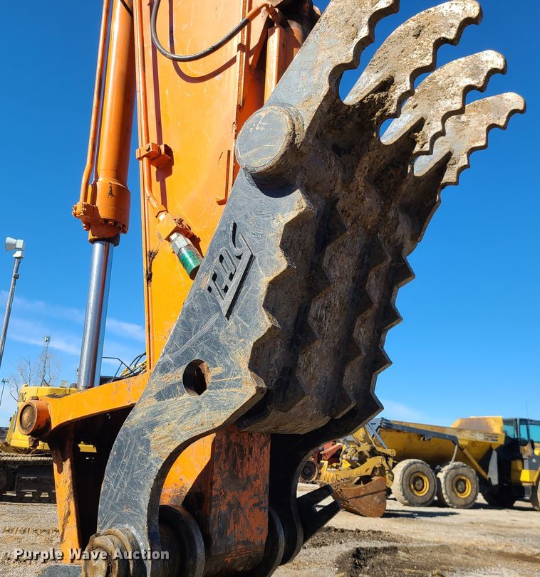 image for item DJ1716 2007 Hitachi ZX225USLC  excavator