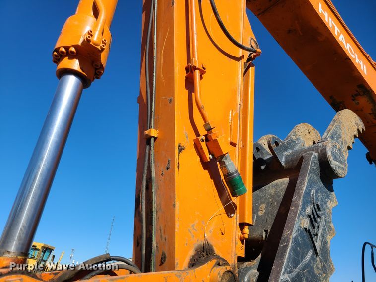 image for item DJ1716 2007 Hitachi ZX225USLC  excavator