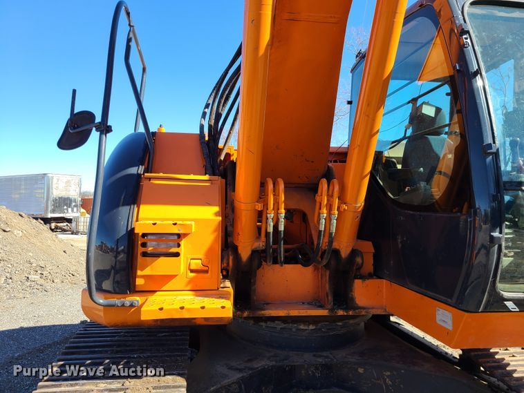 image for item DJ1716 2007 Hitachi ZX225USLC  excavator