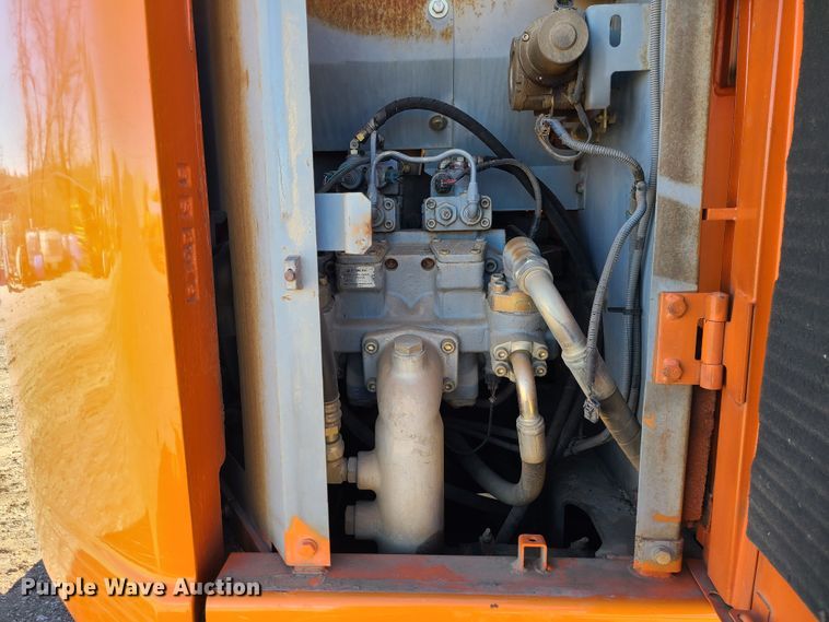 image for item DJ1716 2007 Hitachi ZX225USLC  excavator