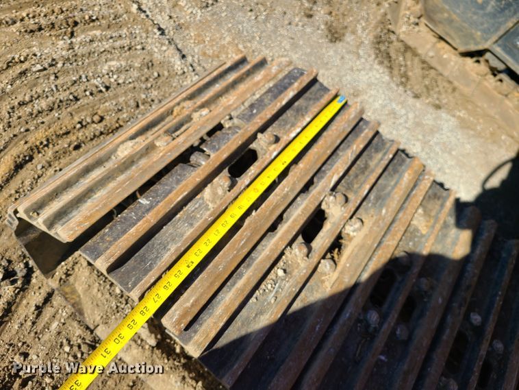 image for item DJ1716 2007 Hitachi ZX225USLC  excavator