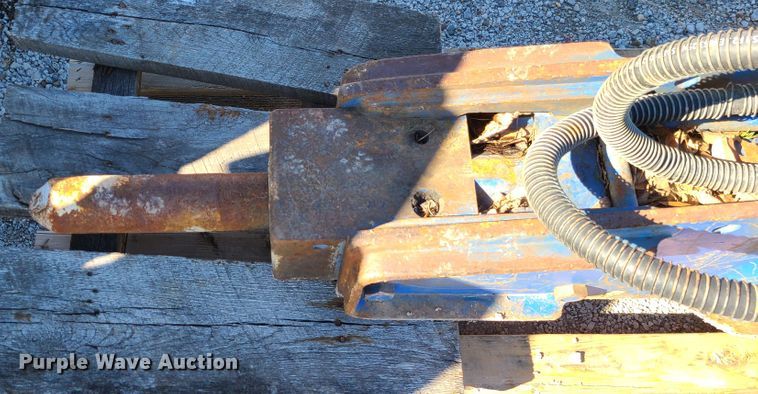 image for item DJ1717 Tramac TE2000  breaker