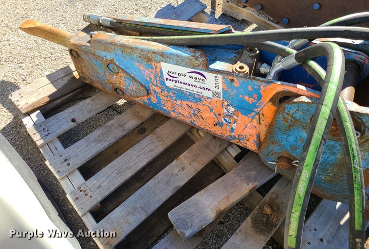 image for item DJ1719 Stanley  breaker