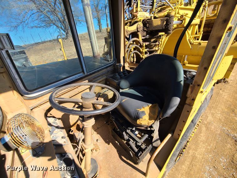 image for item DJ1722 1984 Caterpillar 627B  conventional scraper