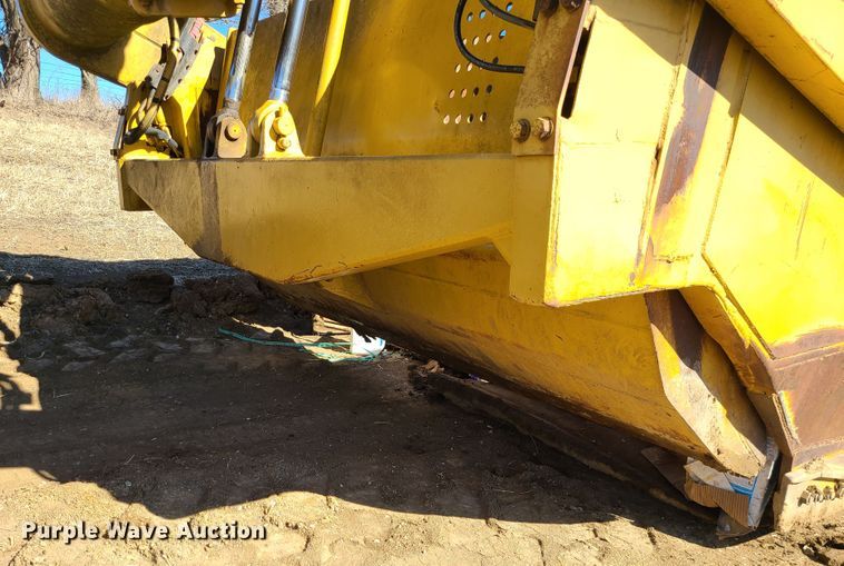 image for item DJ1722 1984 Caterpillar 627B  conventional scraper